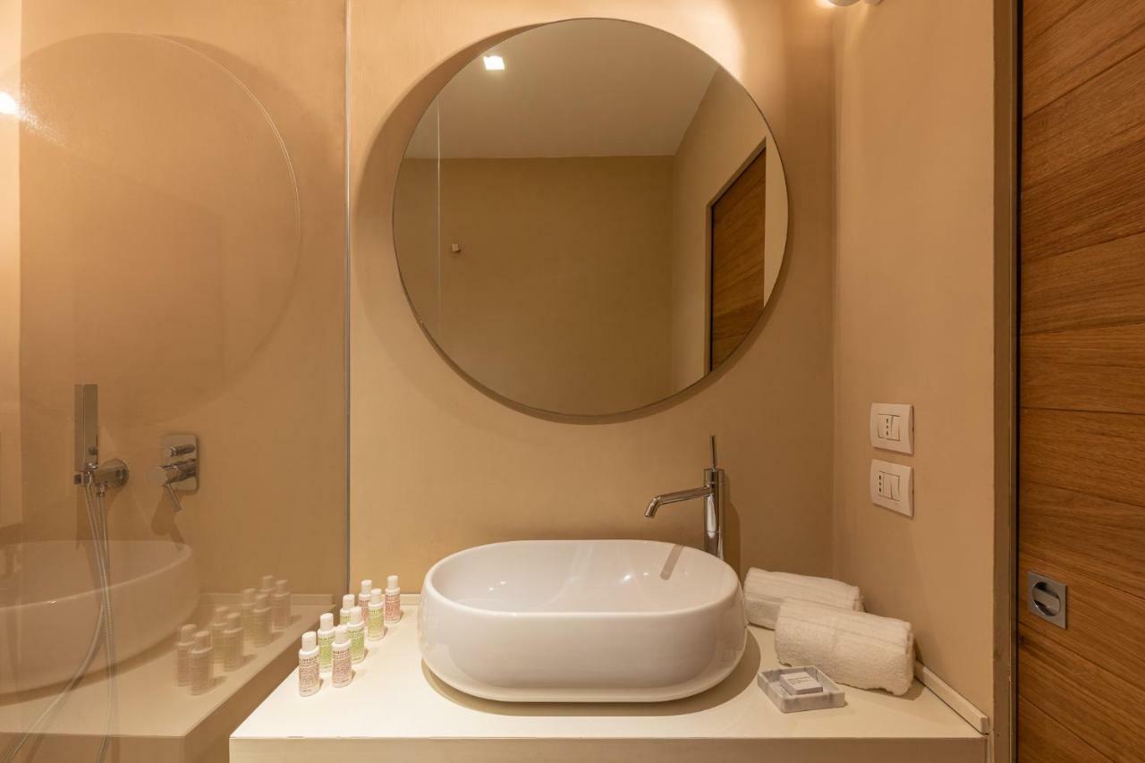 Beplace Garibaldi Suites Milan Extérieur photo